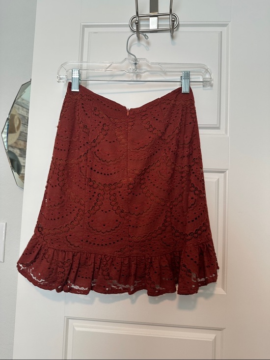 Lulu's Rust Lace Ruffle Mini Skirt - Picture 4 of 4